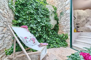 Villa in Bobovisca with Private Heated Infinity Pool