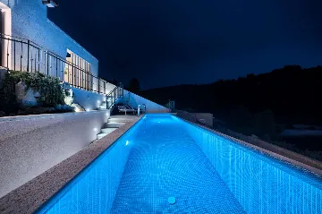 Villa in Bobovisca with Private Heated Infinity Pool