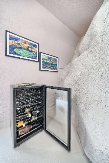 Villa in Bobovisca with Private Heated Infinity Pool