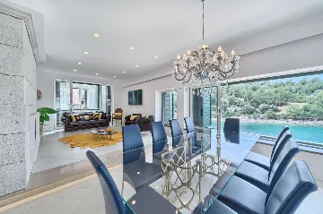 Villa in Bobovisca with Private Heated Infinity Pool