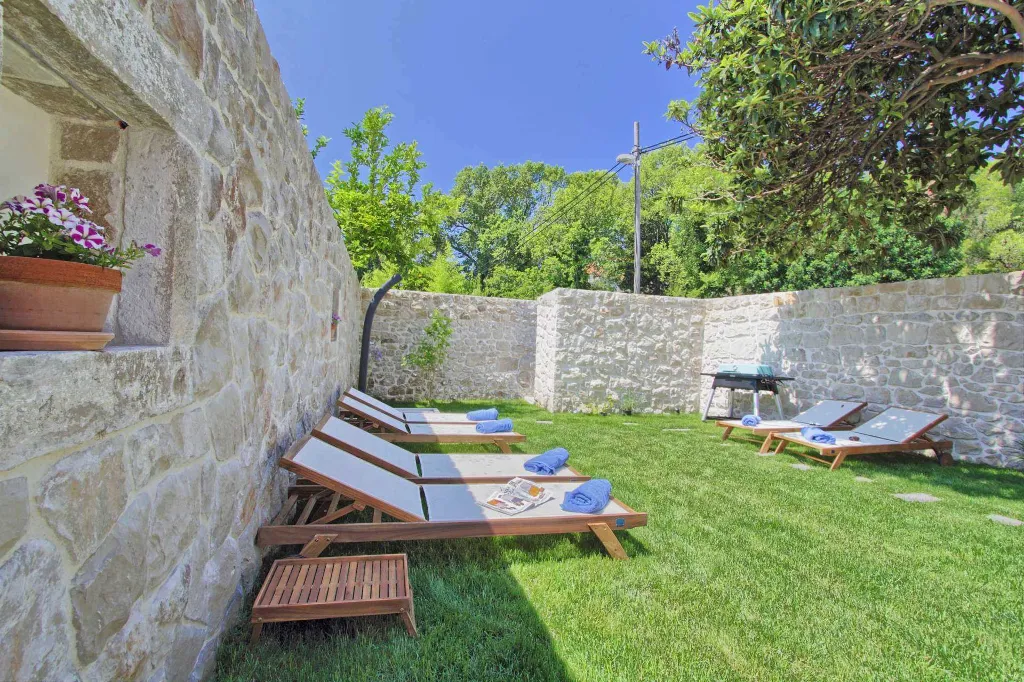 Historic Stone Villa in Cavtat for 8 Guests