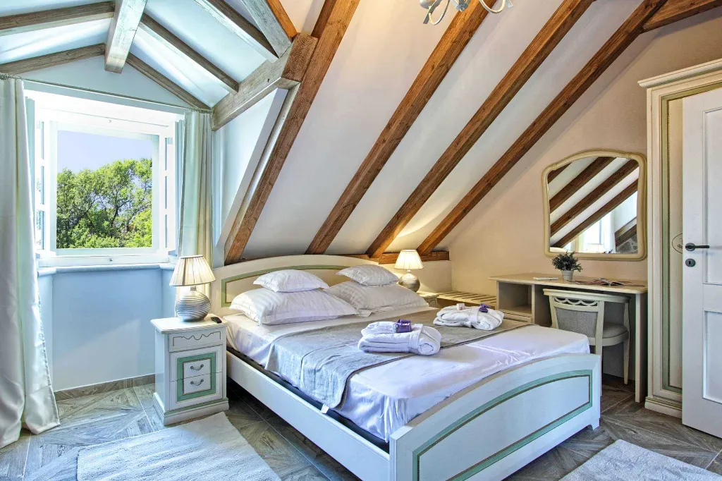 Historic Stone Villa in Cavtat for 8 Guests