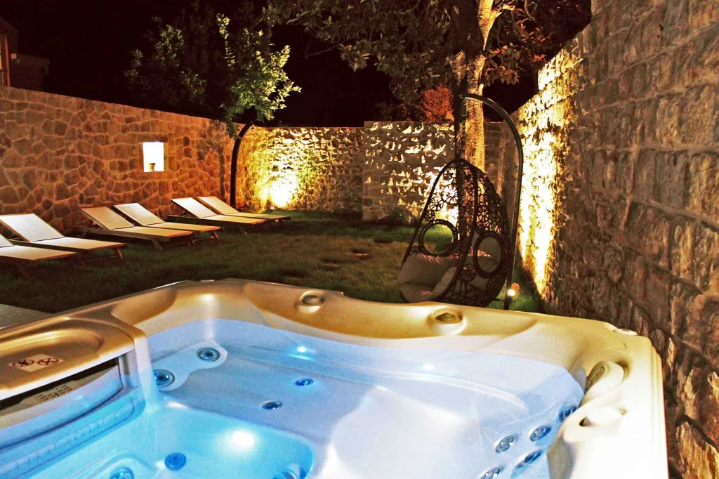 Historic Stone Villa in Cavtat for 8 Guests