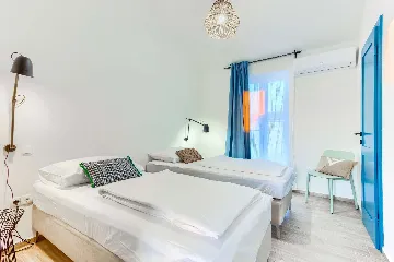 4-Bedroom Villa with Indoor Heated Pool in Otok Ugljan