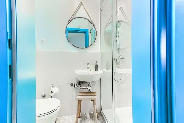 4-Bedroom Villa with Indoor Heated Pool in Otok Ugljan