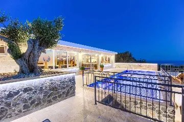 7-Bedroom Villa in Dvornice with Private Pool