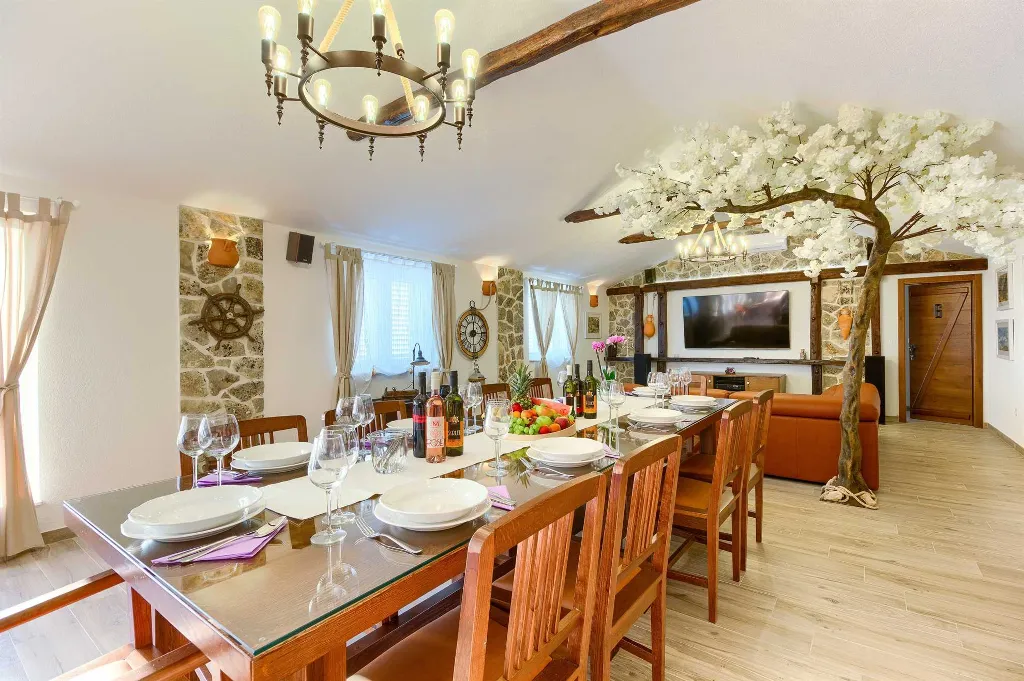 7-Bedroom Villa in Dvornice with Private Pool