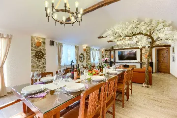 7-Bedroom Villa in Dvornice with Private Pool