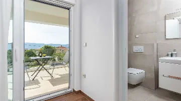 Contemporary 3-Bedroom Villa with Private Pool in Linardici