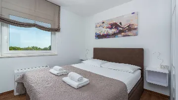 Contemporary 3-Bedroom Villa with Private Pool in Linardici