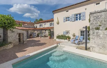 Villa with Pool in Foli, Croatia for 10 Guests