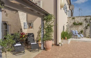 Villa with Pool in Foli, Croatia for 10 Guests