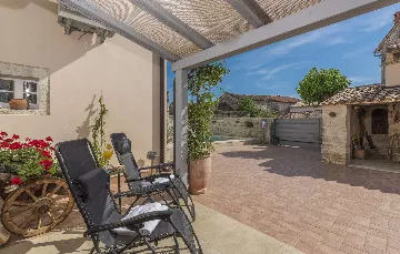 Villa with Pool in Foli, Croatia for 10 Guests