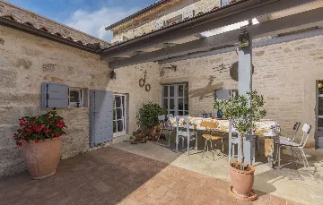 Villa with Pool in Foli, Croatia for 10 Guests