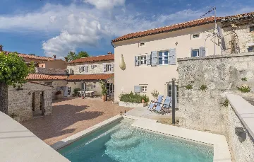 Villa with Pool in Foli, Croatia for 10 Guests