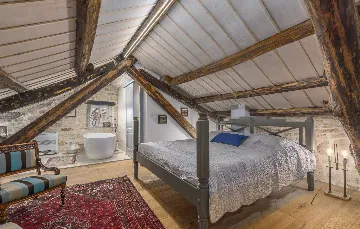 Villa with Pool in Foli, Croatia for 10 Guests