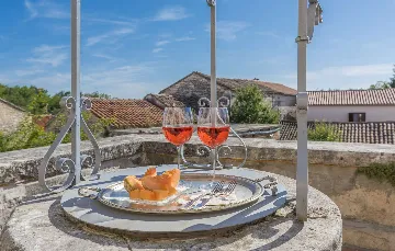 Villa with Pool in Foli, Croatia for 10 Guests