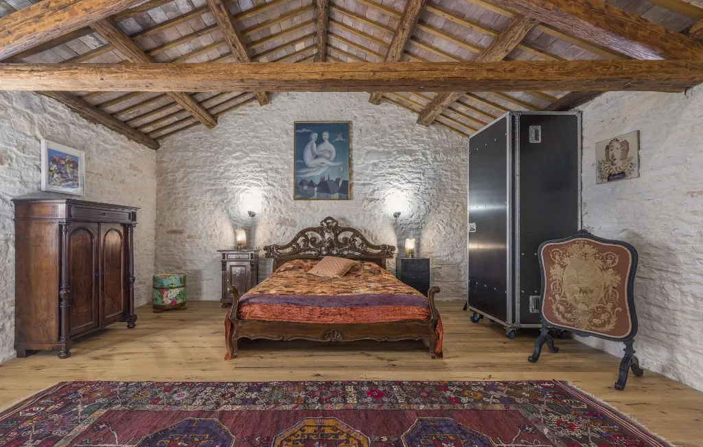 Villa with Pool in Foli, Croatia for 10 Guests