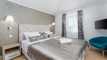 Villa in Ljutici for Up to 10 Guests