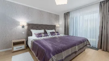 Villa in Ljutici for Up to 10 Guests