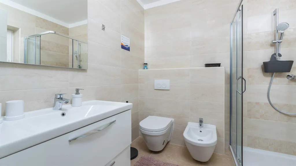 Villa in Ljutici for Up to 10 Guests