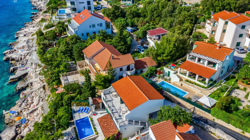 Razanj Holiday House with Heated Pool for Up to 10