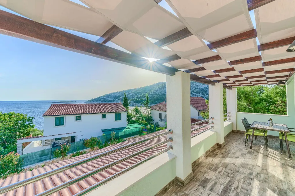 Razanj Holiday House with Heated Pool for Up to 10