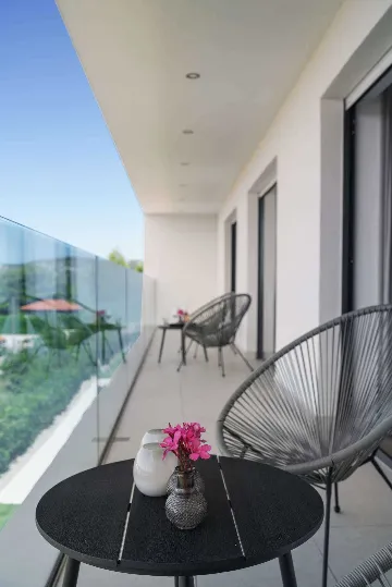 Modern 4-Bedroom Villa in Tribunj with Pool & Hot Tub