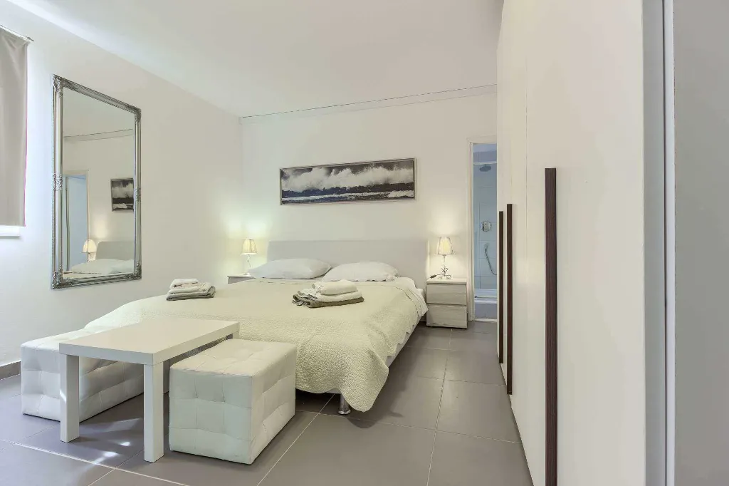 Beachfront Villa in Hvar for 12 Guests with Pool