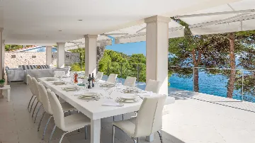 Beachfront Villa in Hvar for 12 Guests with Pool