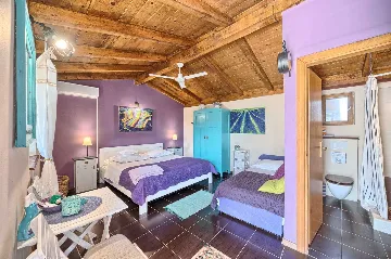 Stone Holiday House with Heated Pool in Stari Grad