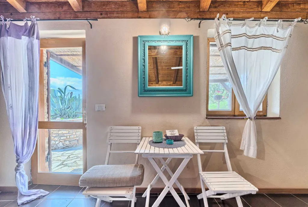 Stone Holiday House with Heated Pool in Stari Grad