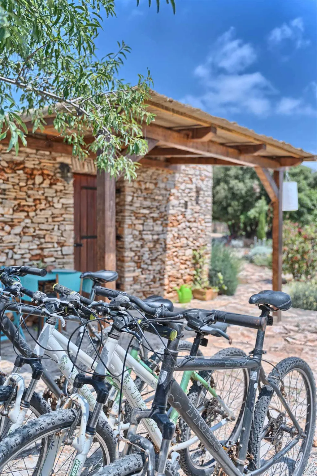 Stone Holiday House with Heated Pool in Stari Grad