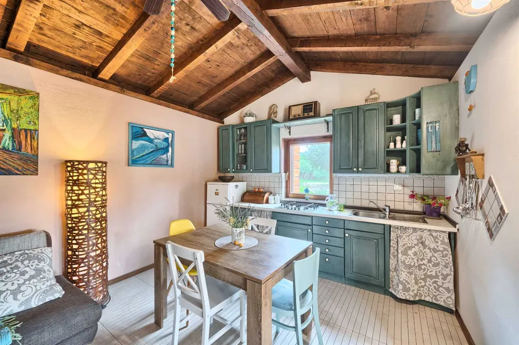 Stone Holiday House with Heated Pool in Stari Grad