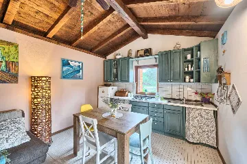 Stone Holiday House with Heated Pool in Stari Grad