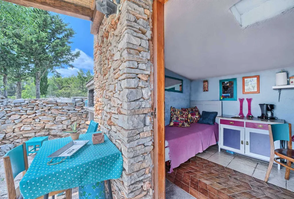 Stone Holiday House with Heated Pool in Stari Grad