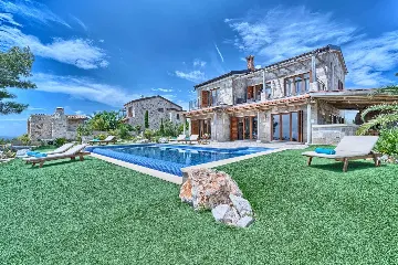 Hvar 4-Bedroom Villa with Infinity Heated Pool