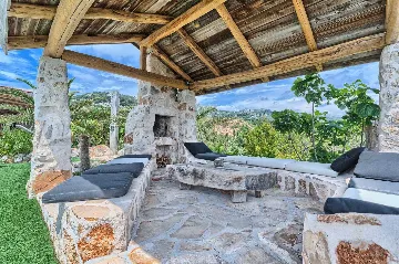 Hvar 4-Bedroom Villa with Infinity Heated Pool