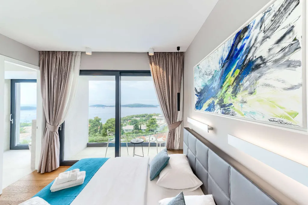 4-Bedroom Villa in Hvar for Up to 8 Guests