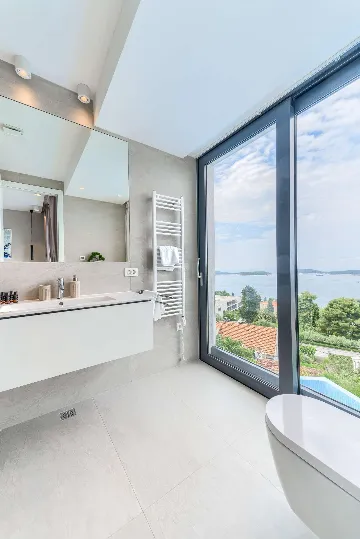 4-Bedroom Villa in Hvar for Up to 8 Guests