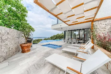 4-Bedroom Villa in Hvar for Up to 8 Guests