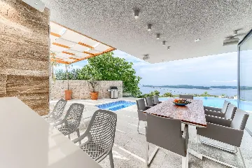 4-Bedroom Villa in Hvar for Up to 8 Guests