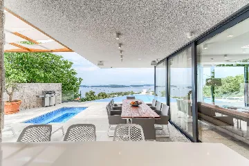 4-Bedroom Villa in Hvar for Up to 8 Guests