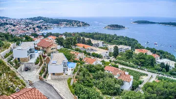 4-Bedroom Villa in Hvar for Up to 8 Guests