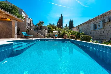 Cavtat Holiday House for 13-15 Guests