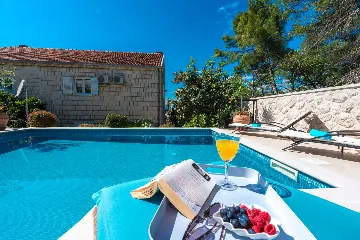 Cavtat Holiday House for 13-15 Guests