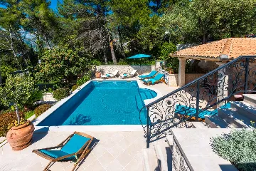 Cavtat Holiday House for 13-15 Guests