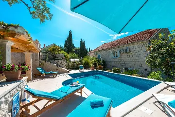 Cavtat Holiday House for 13-15 Guests