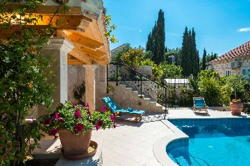 Cavtat Holiday House for 13-15 Guests