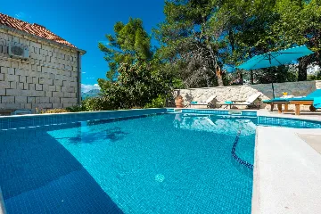 Cavtat Holiday House for 13-15 Guests
